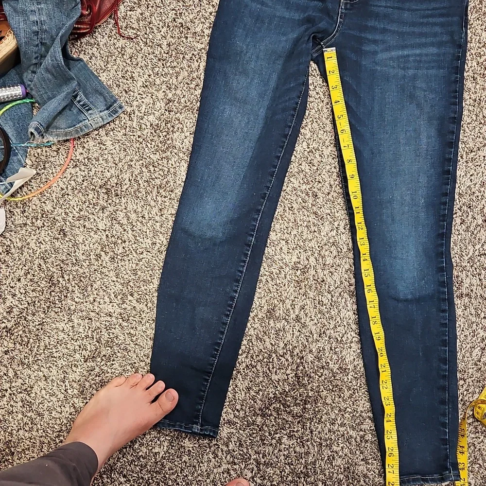 Lucky Brand High Rise Dark Blue Jeans - Picture 7 of 11